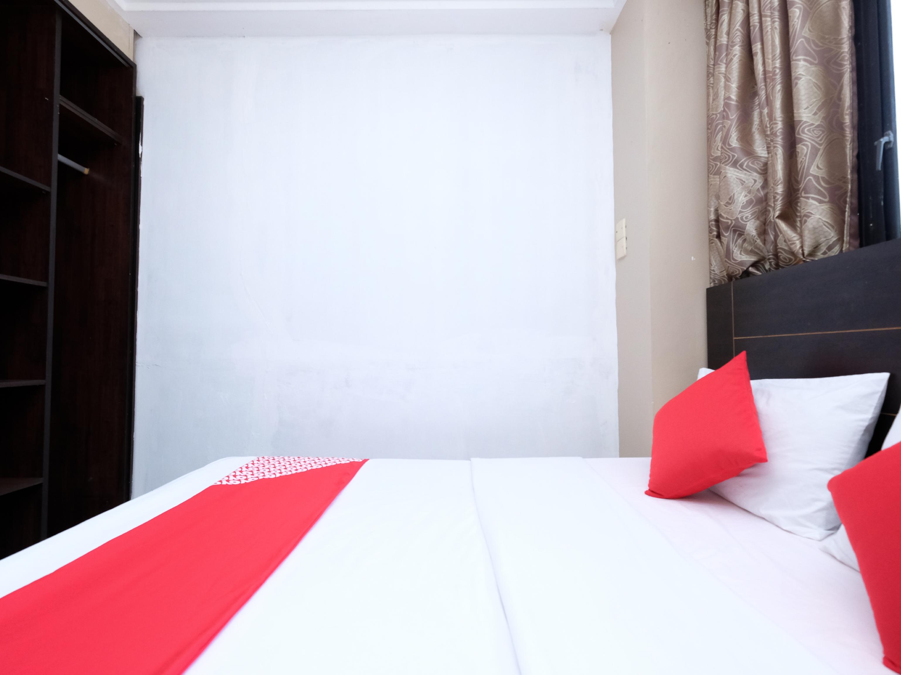 Oyo 717 Mr J Hotel Wakaf Che Yeh 2 Exterior photo