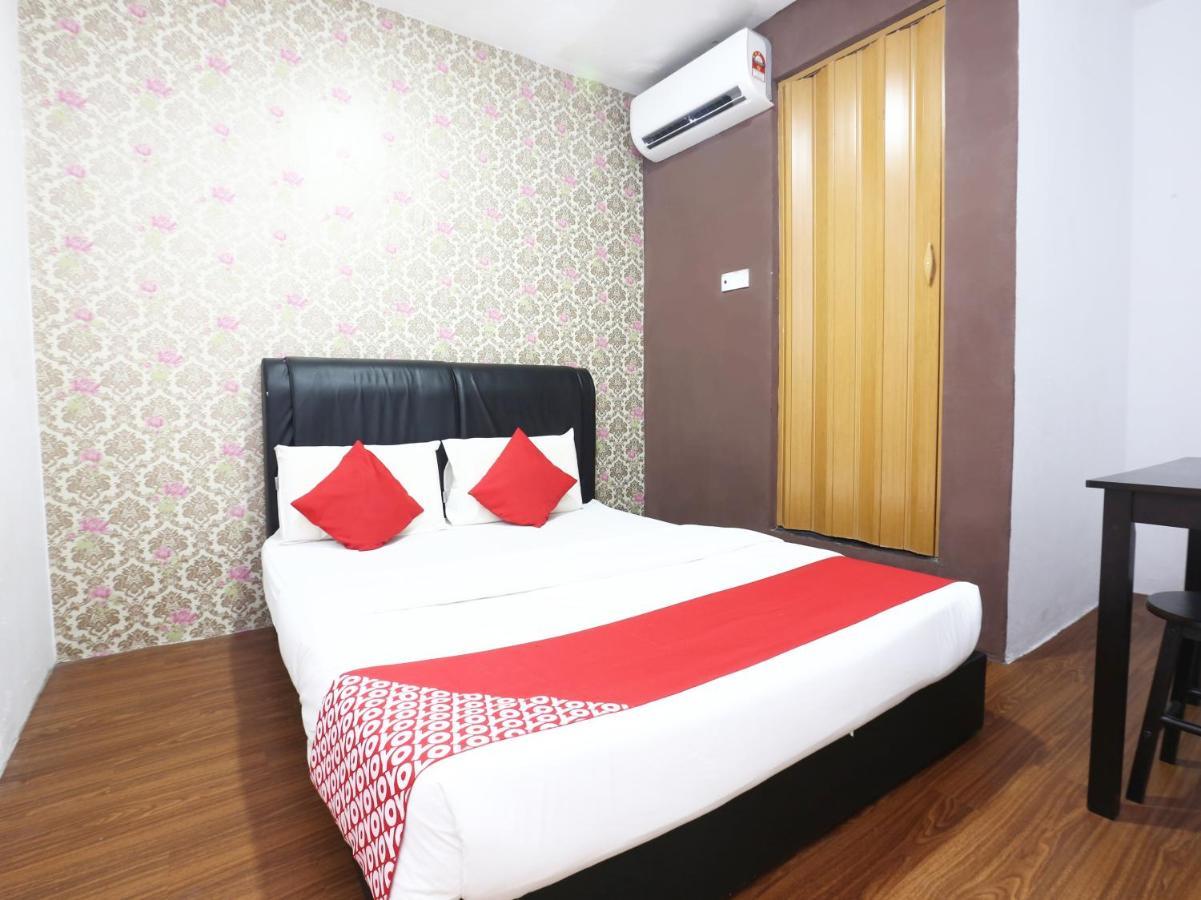 Oyo 717 Mr J Hotel Wakaf Che Yeh 2 Exterior photo