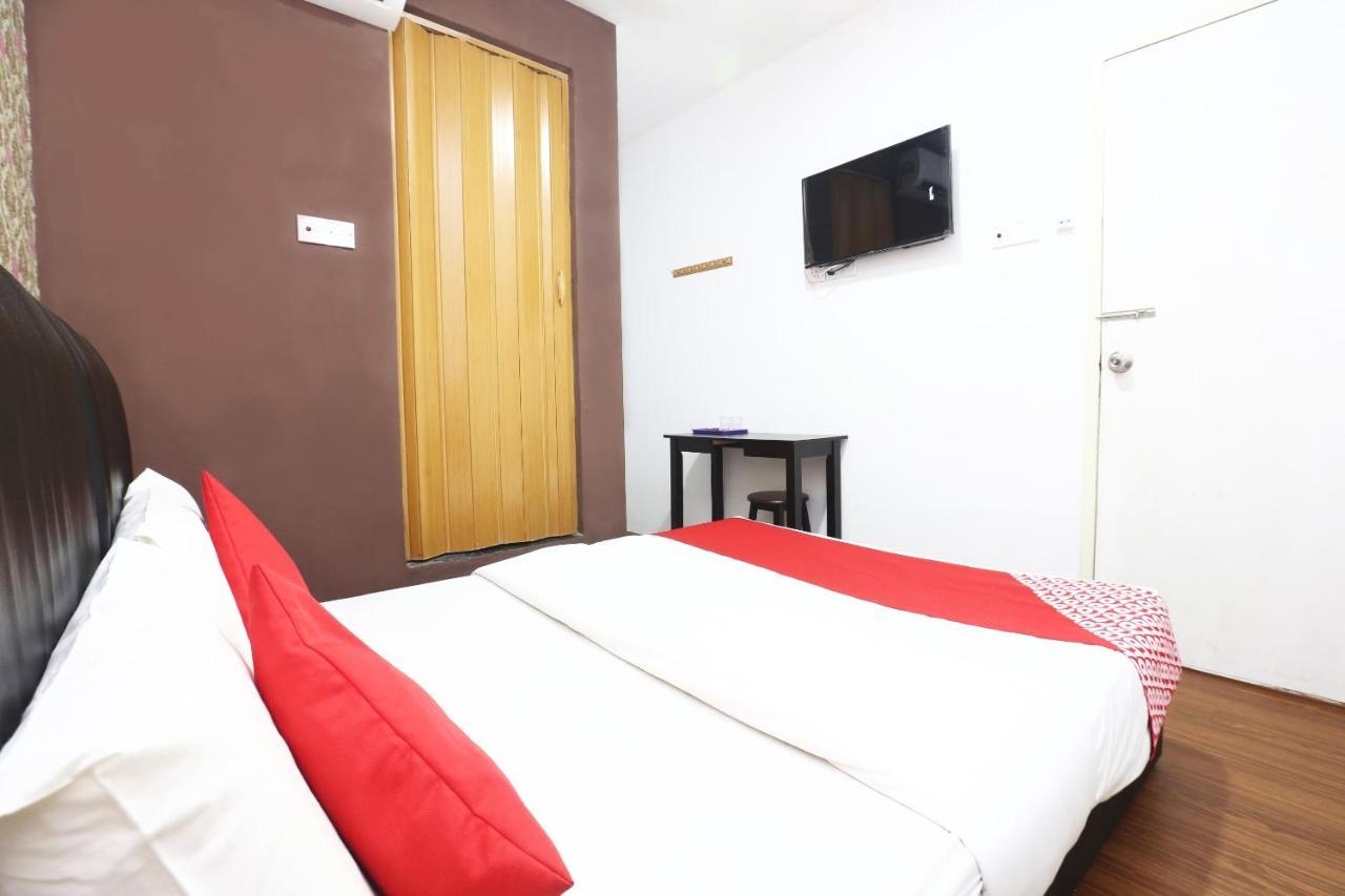 Oyo 717 Mr J Hotel Wakaf Che Yeh 2 Exterior photo