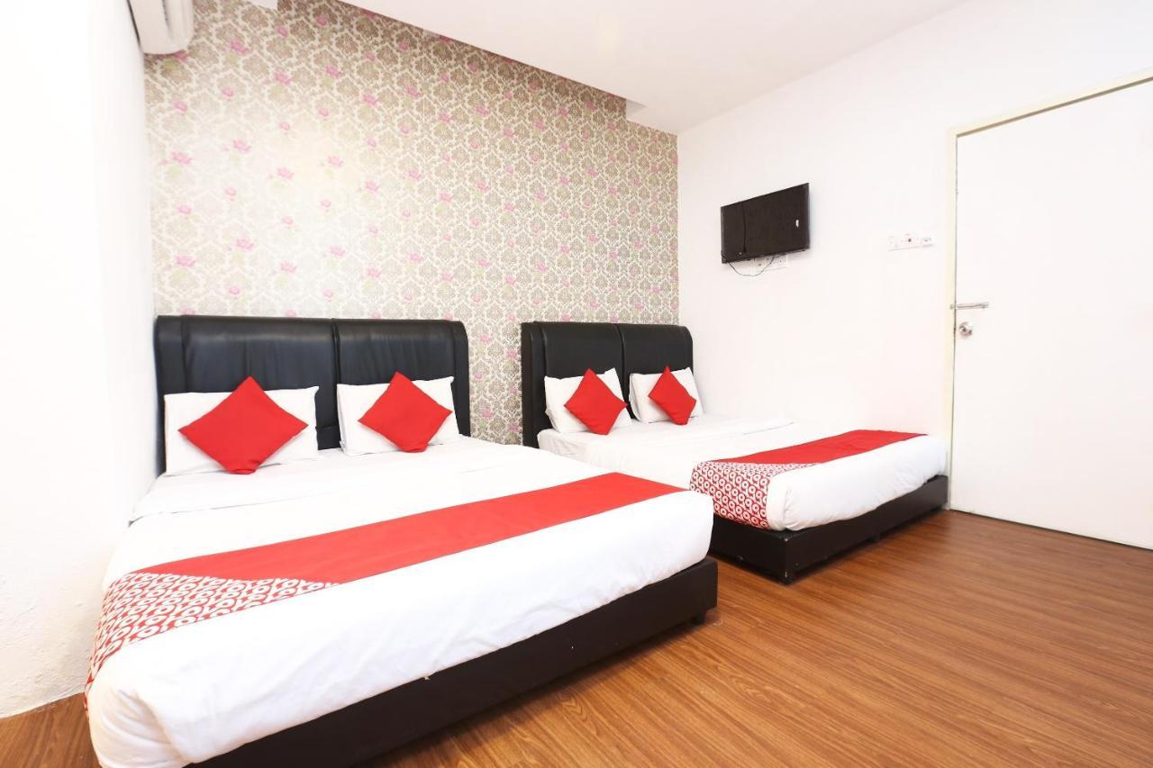 Oyo 717 Mr J Hotel Wakaf Che Yeh 2 Exterior photo