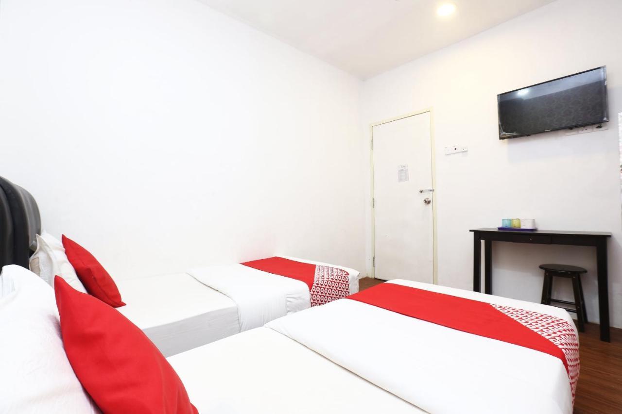 Oyo 717 Mr J Hotel Wakaf Che Yeh 2 Exterior photo