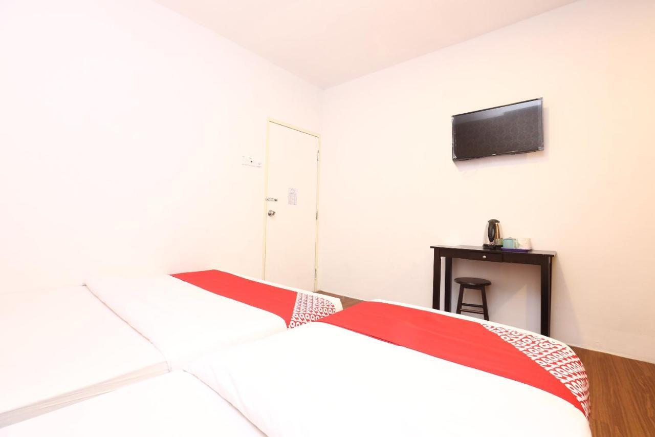 Oyo 717 Mr J Hotel Wakaf Che Yeh 2 Exterior photo